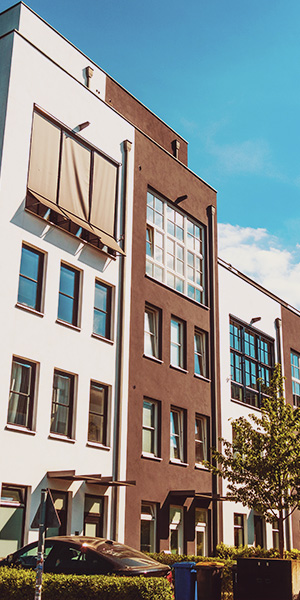 Commercial Construction Projects | Geer Structural Construction Modern commercial building used to represent commercial construction projects.