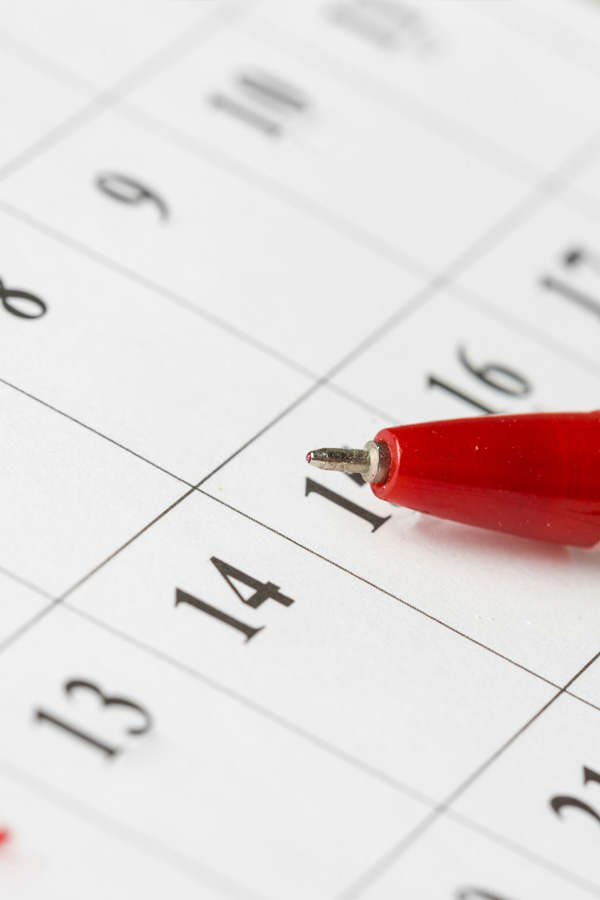 Ironworker installing structural steel beams during commercial construction.